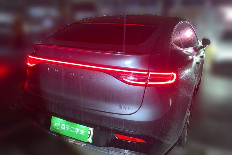 Used Hima Luxeed R7 2024 All-Electric 736 km Ultra
