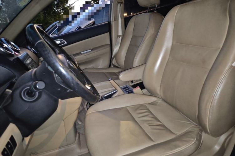 Used Haval H6 2011 2.0L Manual Two-Wheel-Drive Prestige Version
