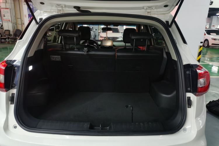 Used Baojun 510 2017 1.5L Manual Luxury Model Trunk