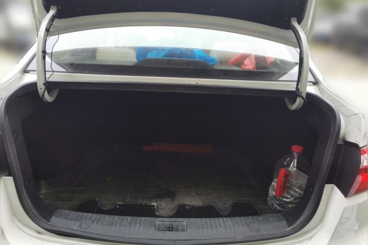 Used CHANGAN Alsvin V7 2016 1.6L Automatic Enjoyment Model China V Standard
