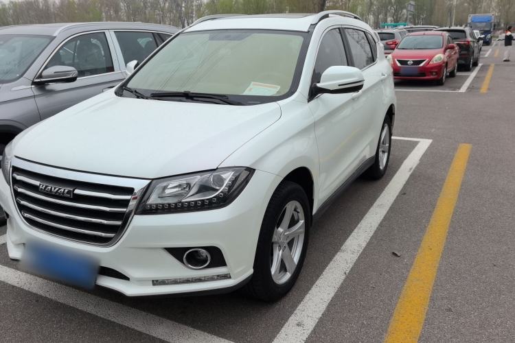 Used Haval H2 2018 1.5T Dual-Clutch Two-Wheel Drive Fashion Model China VI Standard
