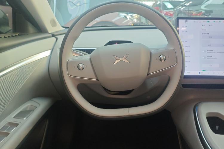 Used XPeng MONA M03 2024 620 with Ultra-Long Range Steering Wheel