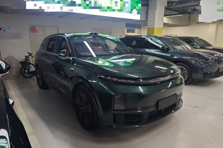 Used Li Auto L7 2023 Max model Front Right 45 Deg