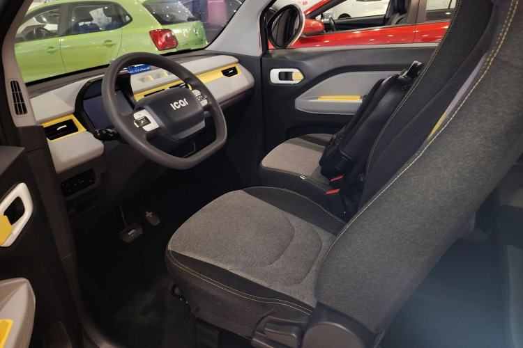 Used Chery New Energy QQ Ice Cream 2022 170km Sundae Phosphate Lithium-Ion