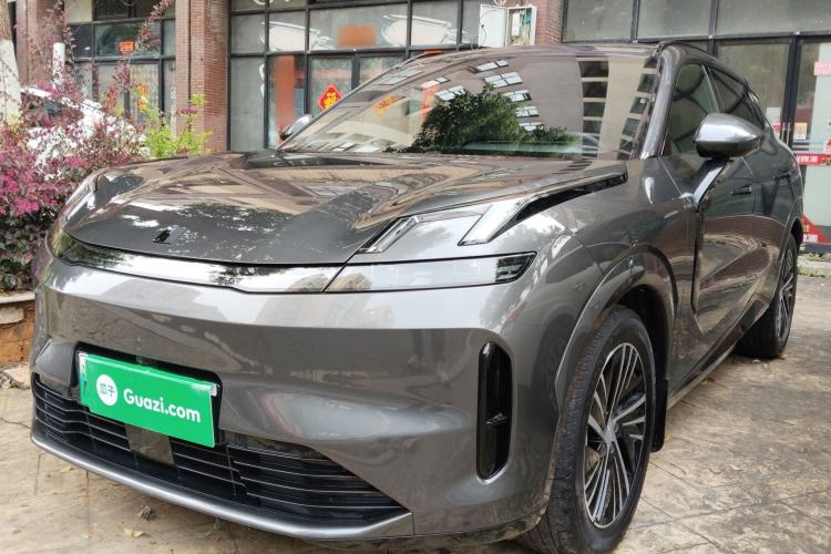 Used Lynk & Co 08 EM-P 2023 120km Long-Range Halo