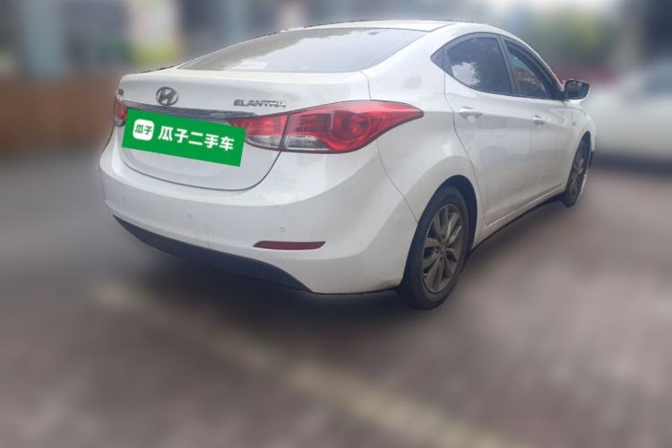 Used Hyundai Elantra (5th Generation / Langdong) 2015 1.6L Automatic Fashion Model