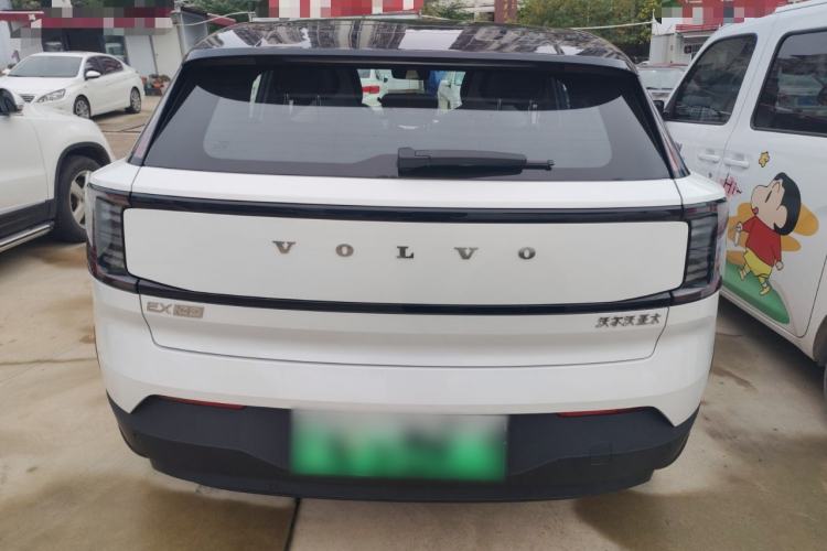 Used Volvo EX30 2025 Rear-Drive Long-Range Version Ultra
