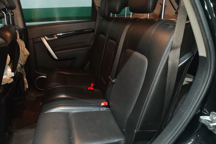 Used Chevrolet Captiva 2014 2.4L 4x4 Flagship Edition 7 Seats