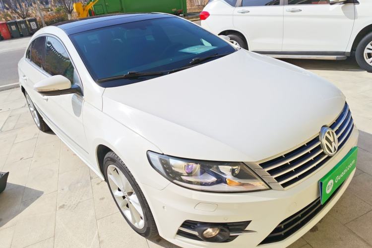 Used Volkswagen FAW-Volkswagen CC 2015 1.8TSI Luxury Model Front Right 45 Deg