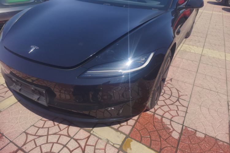 Used Tesla Model 3 2023 Long-Range All-Wheel-Drive Version
