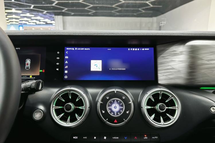 Used Tank 300 2024 2.0T Challenger
