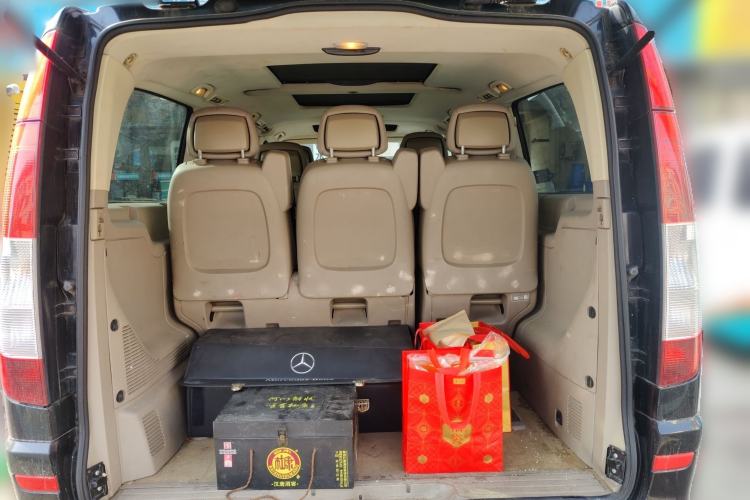 Used Mercedes-Benz Viano 2010 2.5L Prestige Edition Trunk