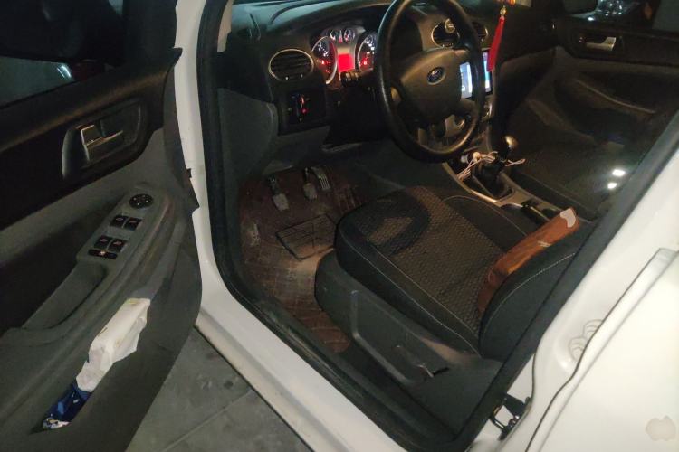 Used Ford Focus 2013 Hatchback Classic 1.8L Manual Millionth Anniversary Edition Driver Seat