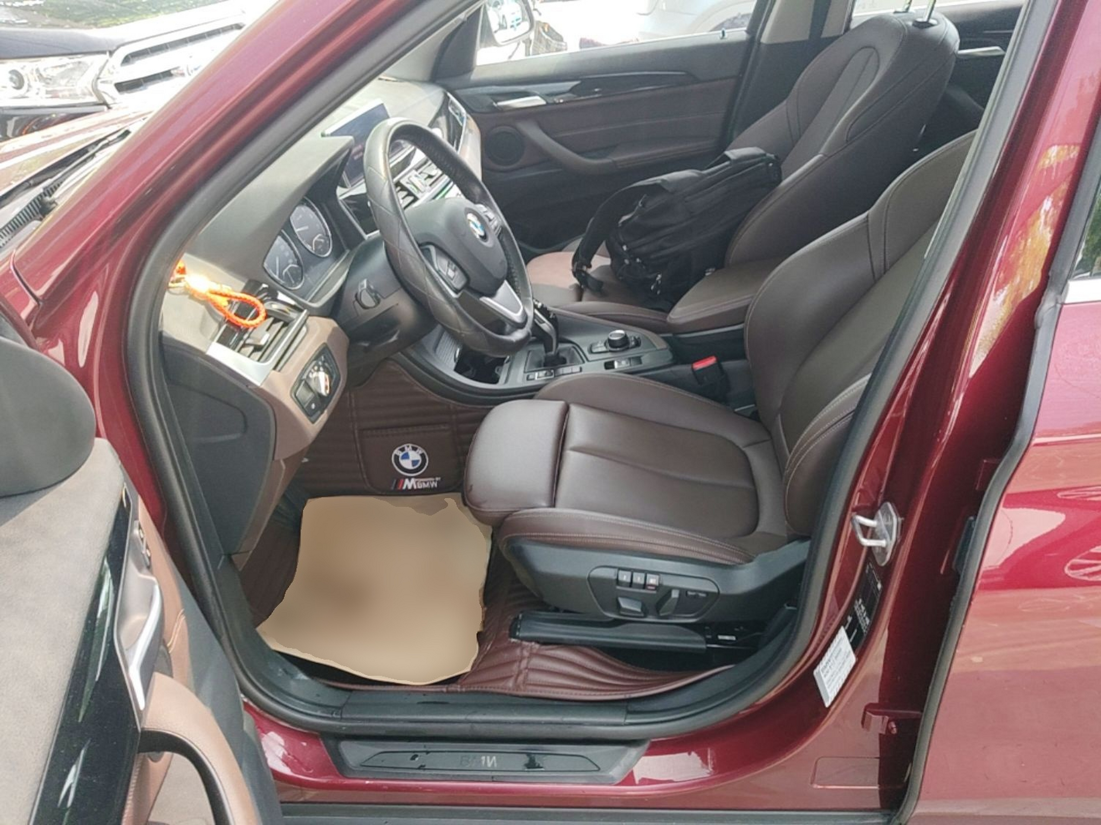 Vordere Reihe im Auto
