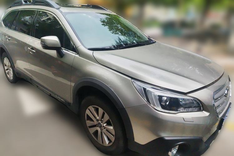 Used Subaru Outback 2016 2.5i Luxury Navigation Edition Front Right 45 Deg