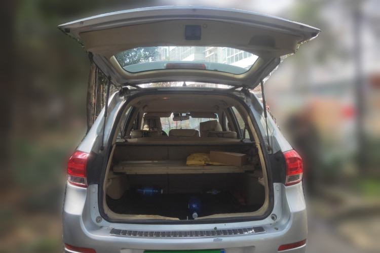 Used Haval H6 2011 2.0L Manual Two-Wheel Drive Elite Version