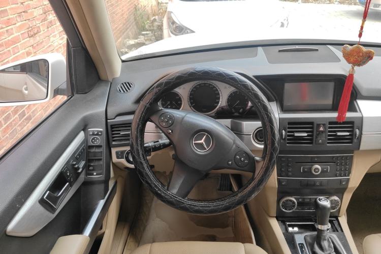 Used Mercedes-Benz GLK-Class 2012 GLK 300 4MATIC Dynamic Edition Steering Wheel