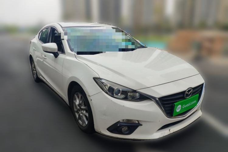 Used Mazda 3 Axela 2016 Sedan 1.5L Automatic Comfort Model
