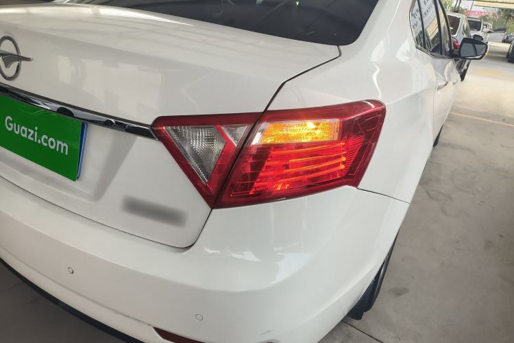 Used Haima M8 2014 2.0L Automatic Luxury Version