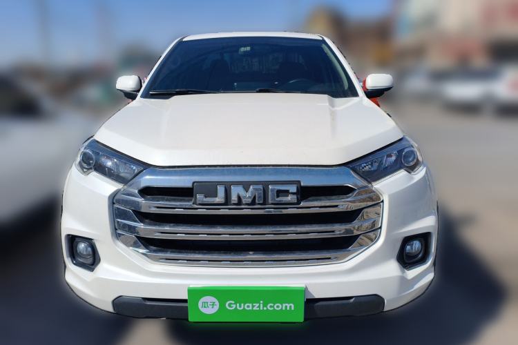 Used JMC Yuhu 7 2023 2.0T Automatic Diesel 4x4 Comfort Version Standard Wheelbase
