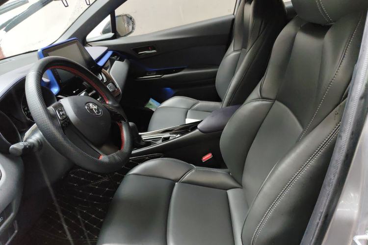 Used Toyota IZOA 2020 2.0L Yichi Version Left Front Seat