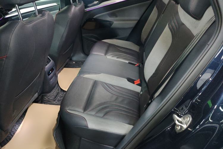 Used Volkswagen ID.4 CROZZ 2022 High-Performance PRIME Edition Left Rear Seat