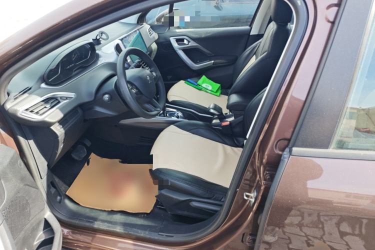 Used Peugeot 2008 2014 1.6L Automatic Fashion Edition Left Front Seat