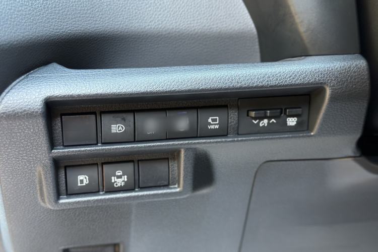 Used Toyota Sienna 2023 2.5L Hybrid Platinum Edition