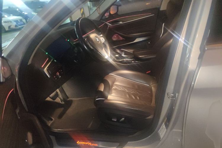 Used BMW 5 Series New Energy 2020 Mileage Upgrade Version 530Le Luxury Package Left Front Seat