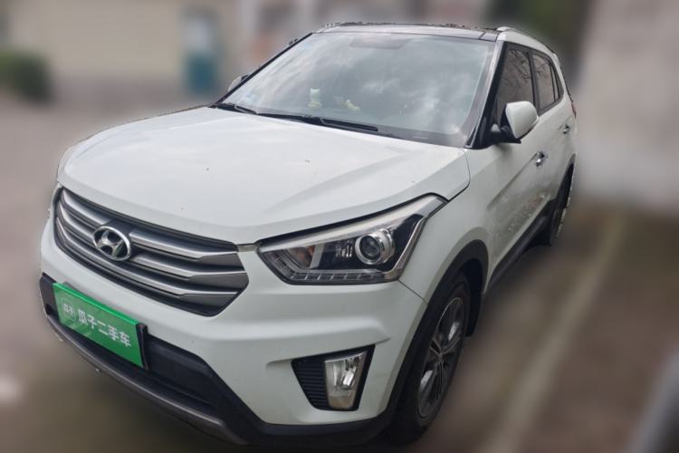 Used Hyundai ix25 2015 1.6L Automatic Two-Wheel-Drive Deluxe DLX Model