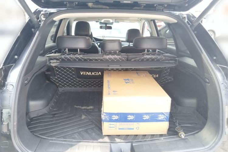 Used Venucia Star 2020 260T Automatic 48V Mild Hybrid Turbocharged Starry Edition