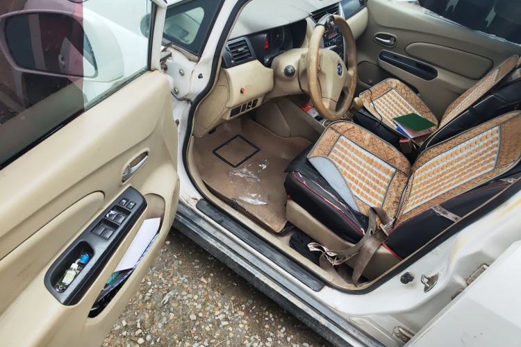 Used Venucia D50 2013 1.6L Manual Fashion Edition