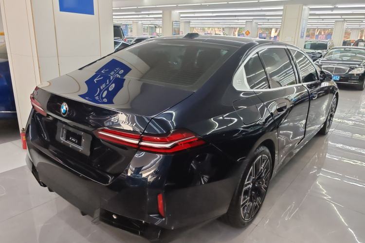 Used BMW 5 Series 2025 530Li Luxury Edition M Sport Package Rear Right 45 Deg