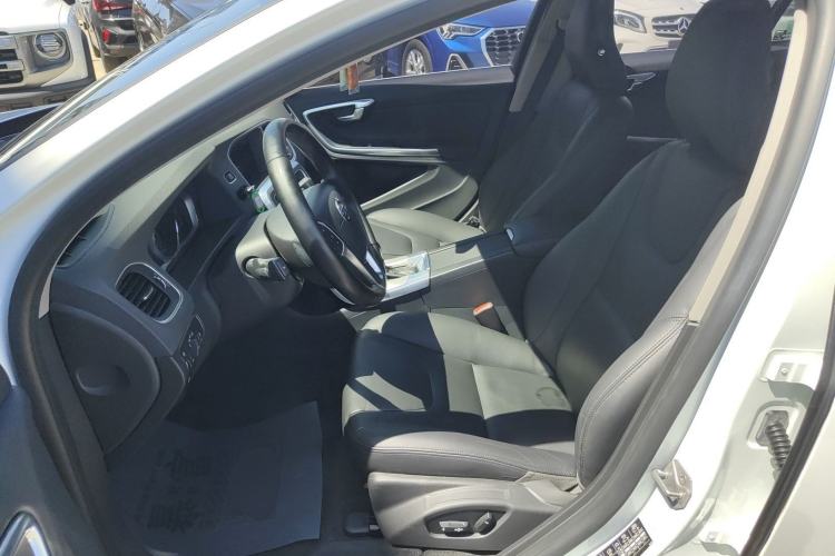 Used Volvo S60 2016 S60L T4 Zhiyuan Edition