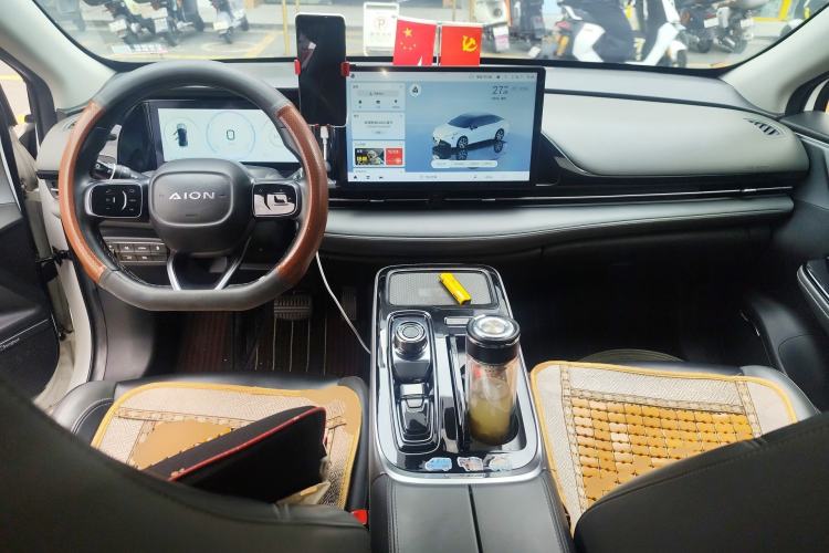 Used AION S Plus 2022 70 Intelligent Edition Center Console