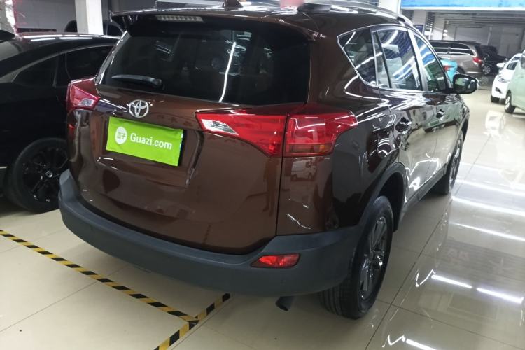 Used Toyota RAV4 2015 2.0L CVT 4x4 Trend Edition
