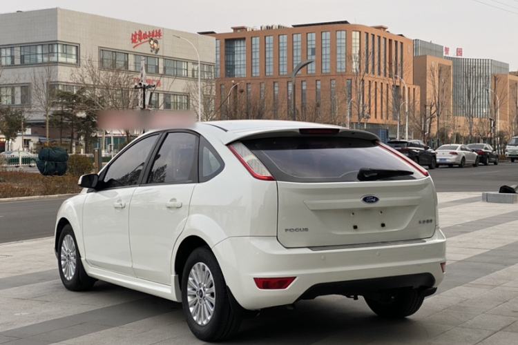 Used Ford Focus 2013 Hatchback Classic 1.8L Manual Fashion Edition