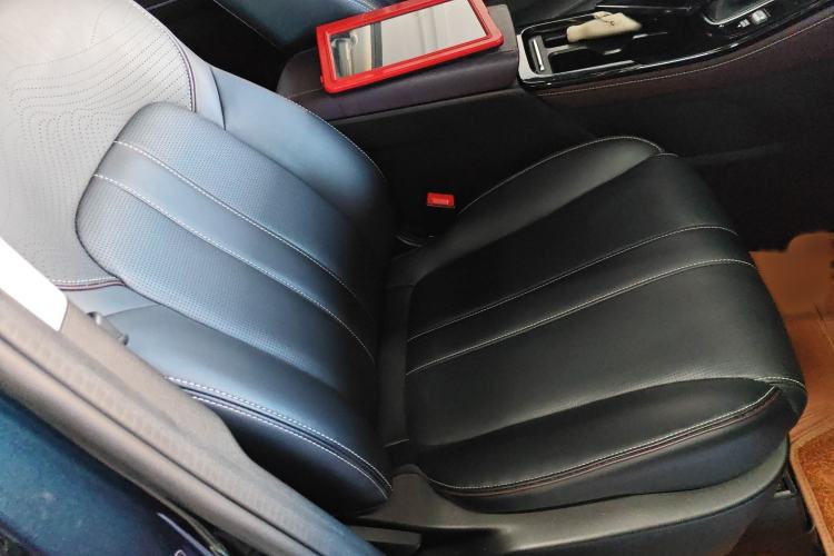 Used GAC Trumpchi M6 2023 PRO 270T DCT Luxury Edition