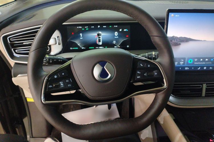 Used Denza D9 2024 DM-i 980 Four-Wheel Drive Flagship Model