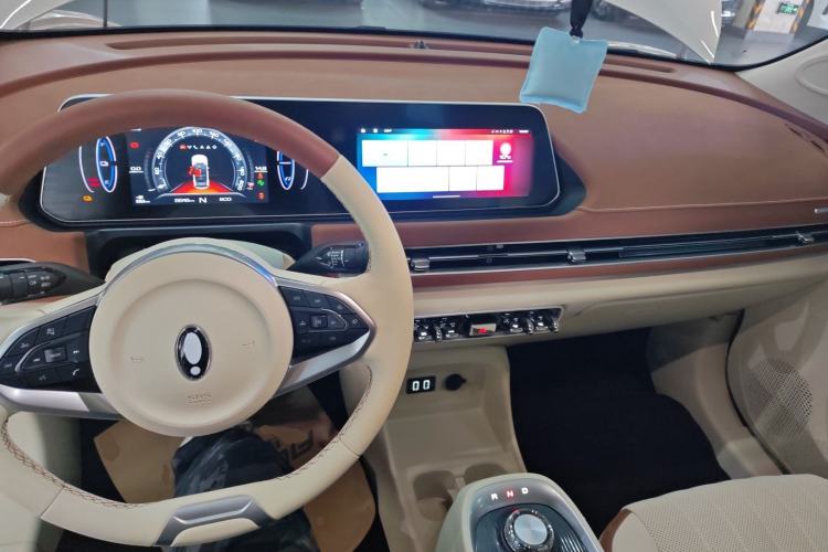 Used ORA Good Cat 2022 Morandi Edition 400km Standard Range Premium Version Lithium-Ion Battery
