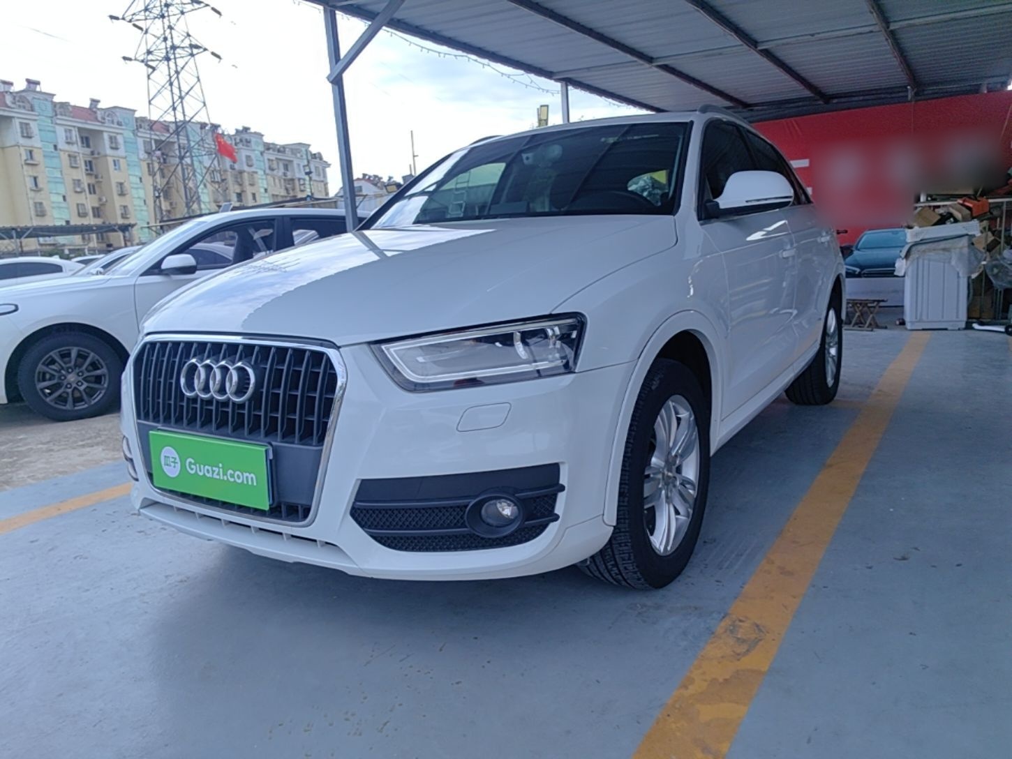 Sous le capot