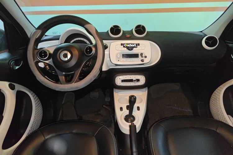 Used smart forfour 2016 1.0L 52 kW Passion Edition
