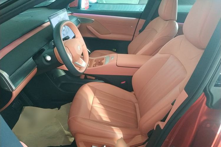 Used ONVO L60 2024 60 kWh Rear-Drive Version