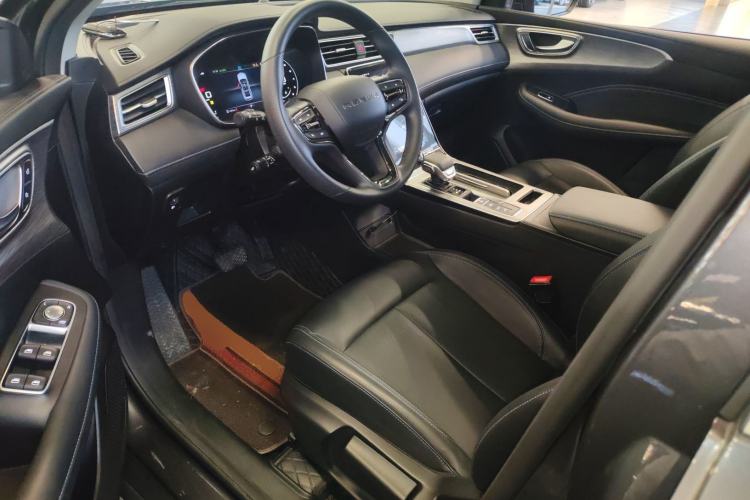 Used Roewe RX5 2023 PLUS 330TGI Automatic Trendsetting Smart Edition