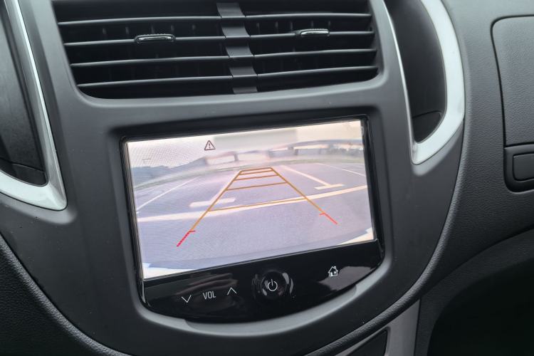 Used Chevrolet Trax 2016 1.4T Automatic Two-Wheel Drive Luxury Version Interior 9