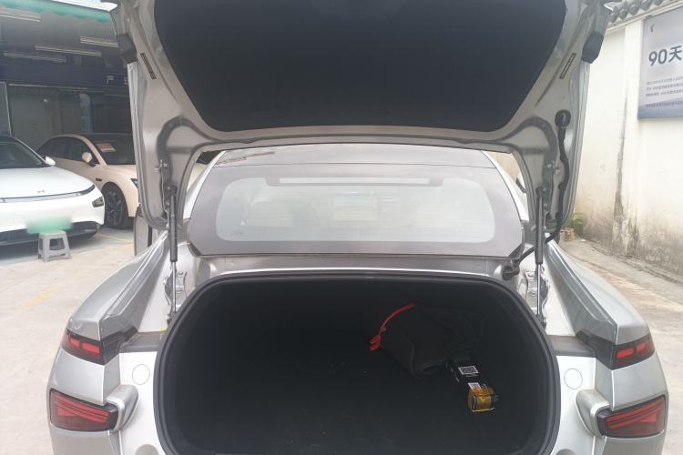 Used XPeng P7 2022 670E+