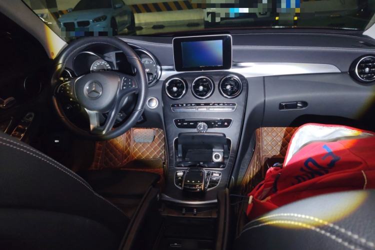 Used Mercedes-Benz C-Class 2017 Restyled C 180 L Fashion Edition Sport Version
