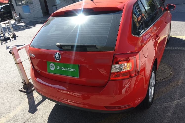 Used Skoda Rapid Spaceback 2016 Revised 1.6L Automatic Chuanxing Version Rear