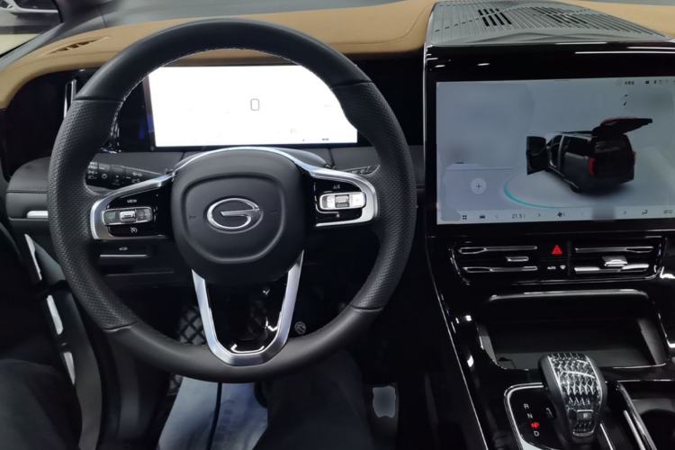 Used GAC Trumpchi M8 2024 Master Series 400T Prestige Edition Center Console