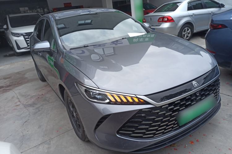 Used BYD Qin PLUS 2025 DM-i Smart Drive 55KM Leading Model